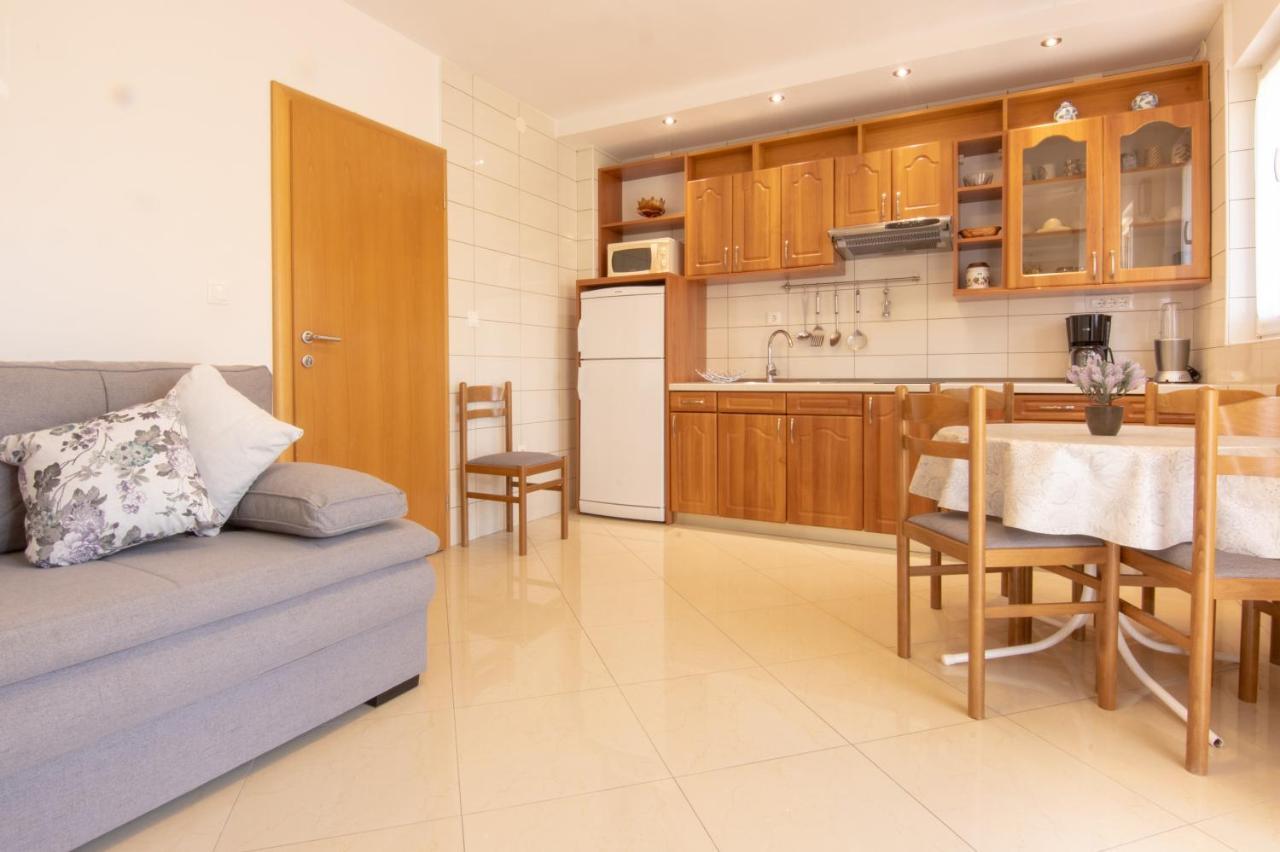 Apartments Baskovic Promajna Luaran gambar