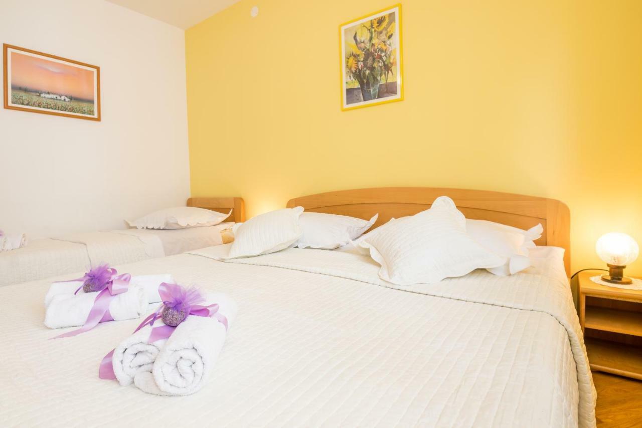 Apartments Baskovic Promajna Luaran gambar